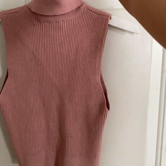 Tank top - Picture 2 of 3